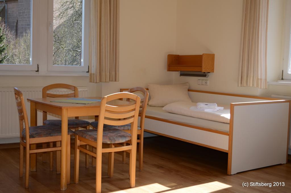 Stiftsberg - Bildungs- Und Freizeitzentrum Kyllburg Exterior foto