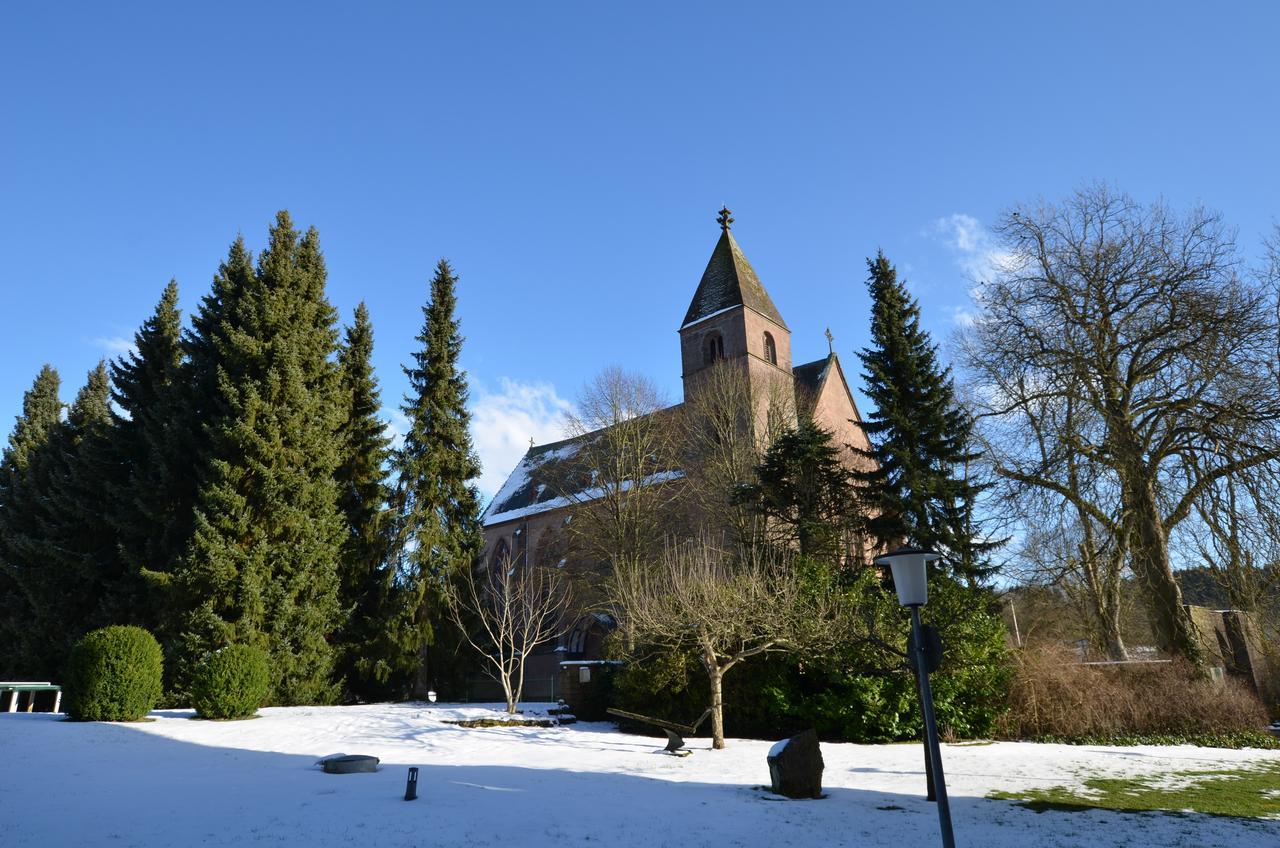 Stiftsberg - Bildungs- Und Freizeitzentrum Kyllburg Exterior foto
